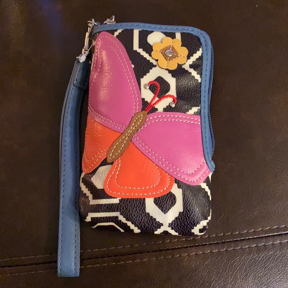 Cutie Relic Wristlet